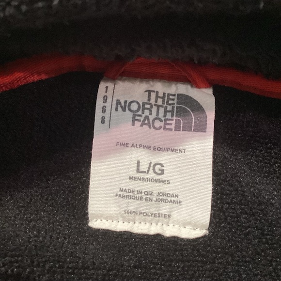 North Face half zip fleece pullover. Size Large. - Picture 5 of 5